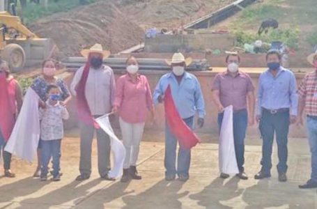 Gestionan más obras en Acatlán de Osorio