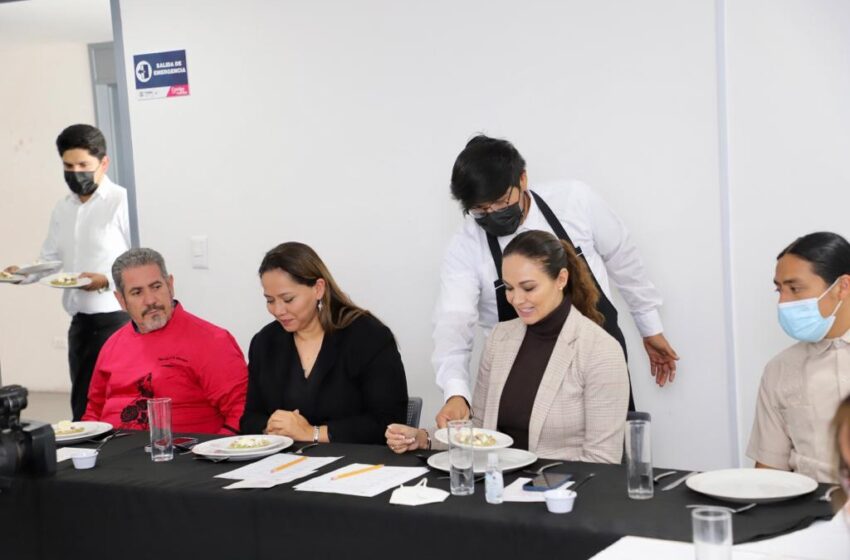 SMDIF PUEBLA IMPULSA INSERCIÓN A LA VIDA LABORAL
