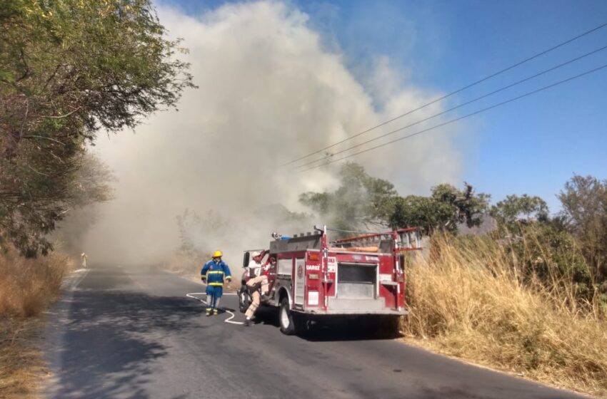 SOFOCA PC DE IZÚCAR DE MATAMOROS INCENDIO DE PASTIZAL