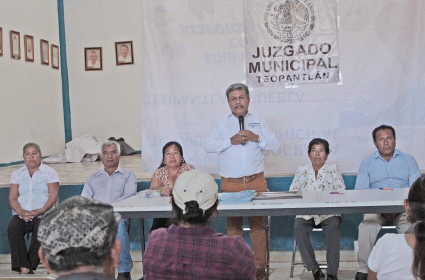 Entregan sentencias para la rectificación de actas de nacimiento en Teopantlán