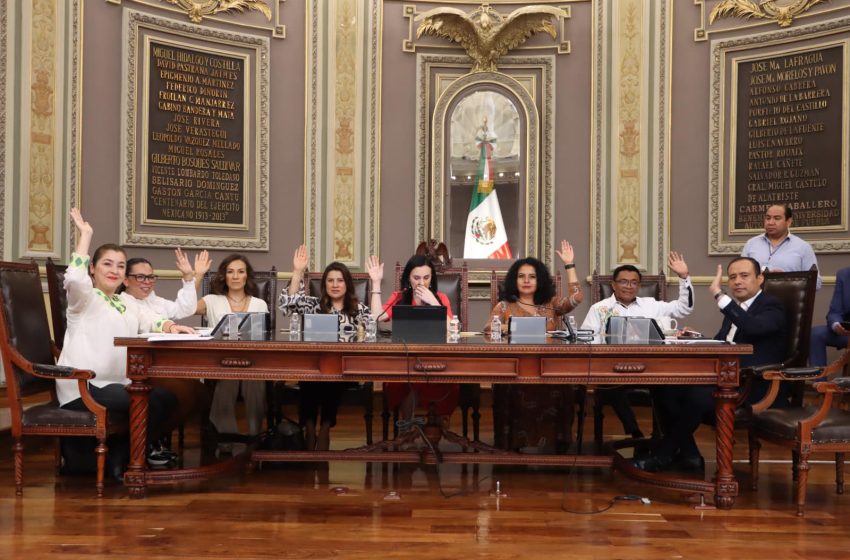Festeja Congreso del Estado a trabajadoras del Poder Legislativo, con motivo del Día de las Madres