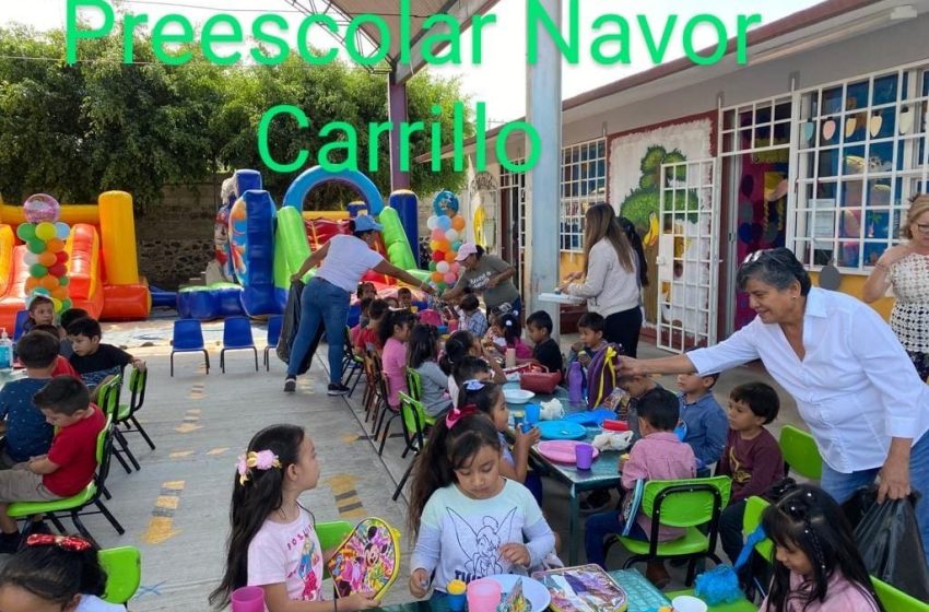 En Tlapanalá festejaron a las niñas y los niños
