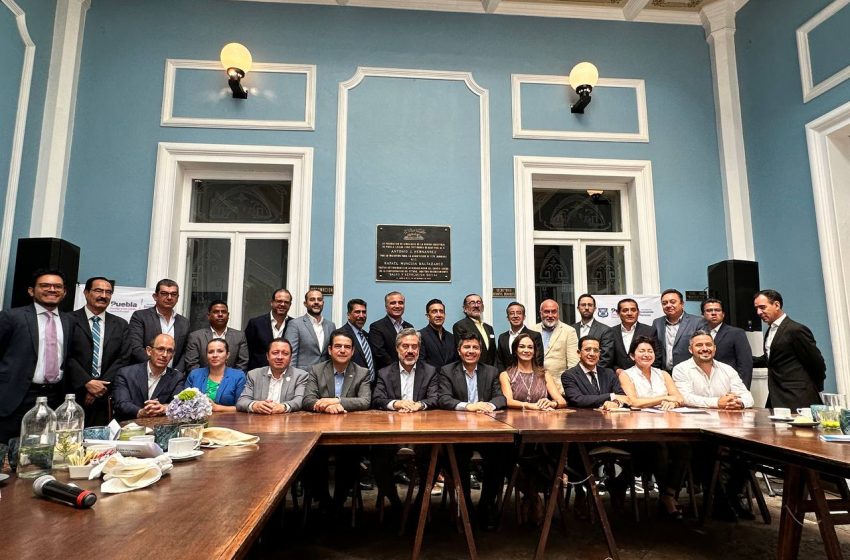 El trabajo en conjunto nos hará potenciar a Puebla: Eduardo Rivera Pérez