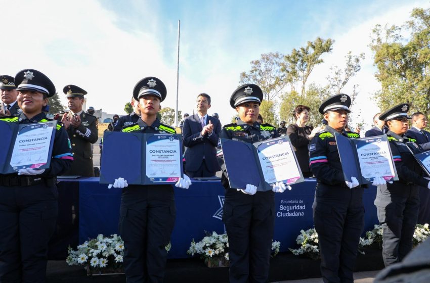 Eduardo Rivera fortalece a Puebla con 61 nuevos policías