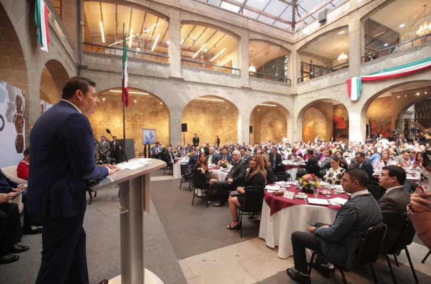 En el humanismo mexicano debe enmarcarse la labor de los abogados considera Armenta