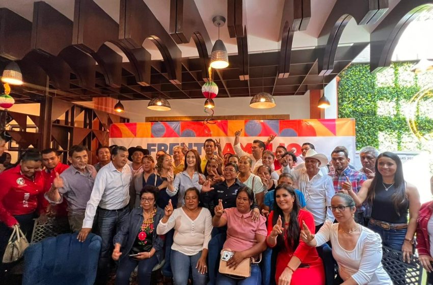 Pide Nestor Camarillo a dirigentes del PRI, PAN y PRD en Izúcar ser una verdadera oposición