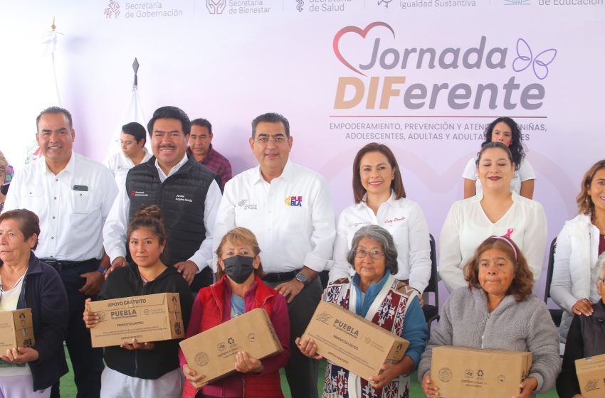 Sin condicionamientos, gobierno de Puebla despliega programas sociales: Sergio Salomón