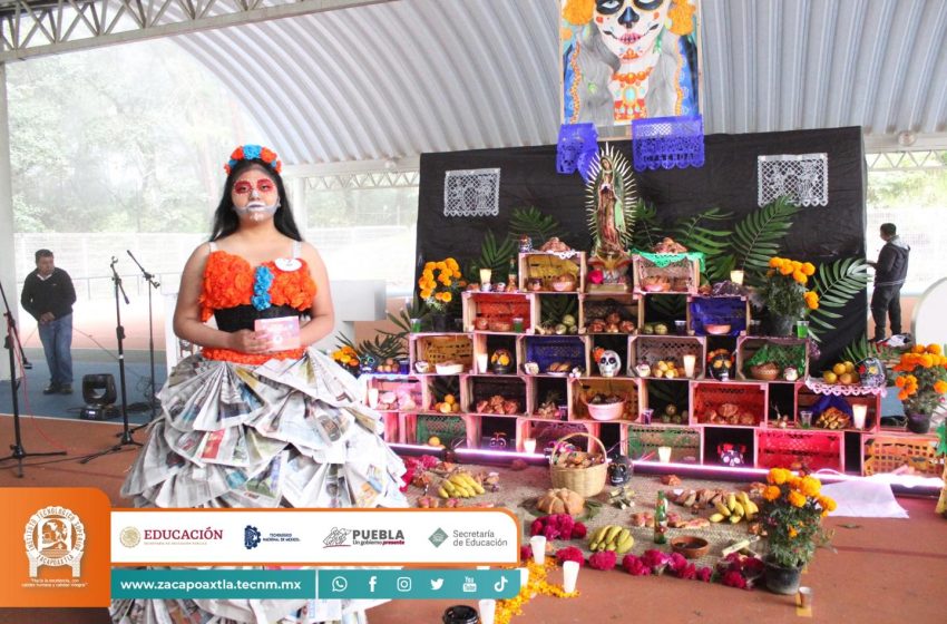 Realizan alumnos del Tecnológico de Zacapoaxtla ofrenda monumental y concurso de disfraces