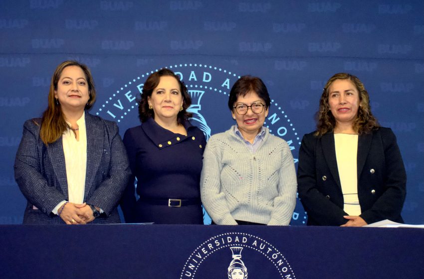 Reconoce la Rectora María Lilia Cedillo el trabajo destacado de la Facultad de Ingeniería Química