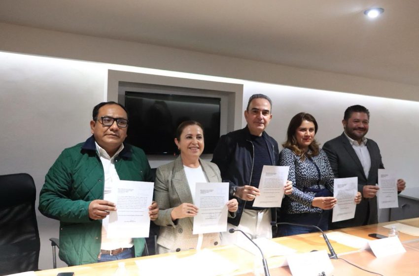 Se desfondó PRI en el Congreso de Puebla