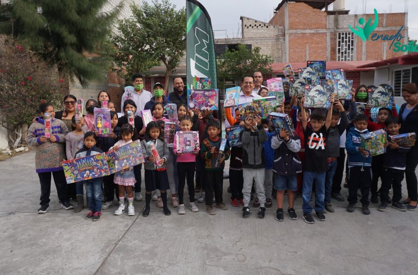 Voluntariado de la UTIM entregó juguetes en Izúcar