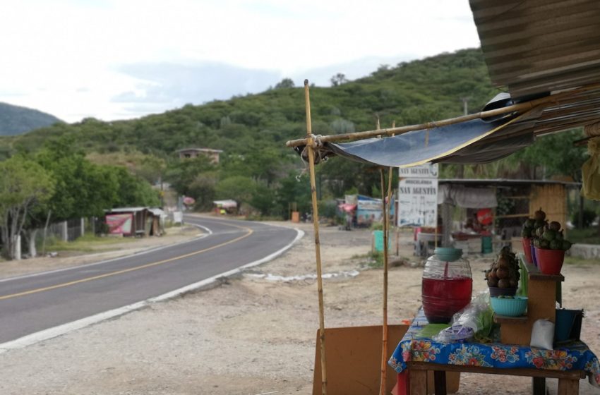 A mano armada roban camioneta en carretera federal de Izúcar de Matamoros