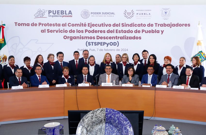 En Puebla, garantizados derechos de trabajadores al servicio del estado, refrenda Sergio Salomón