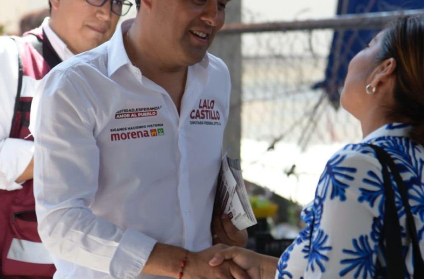 Comerciantes y compradores del Mercado Revolución de Izúcar de Matamoros respaldan las propuestas de Lalo Castillo