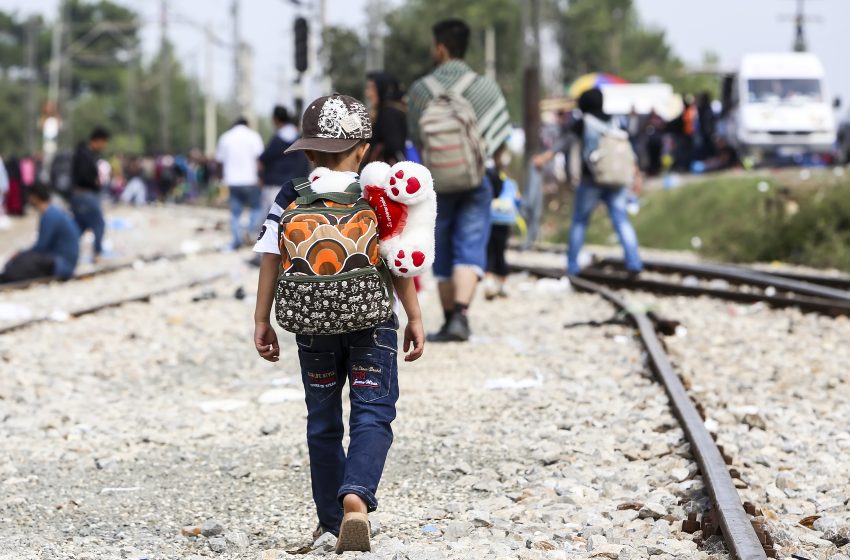 Más de 300 niños originarios de Puebla han viajado solos hacia Estados Unidos