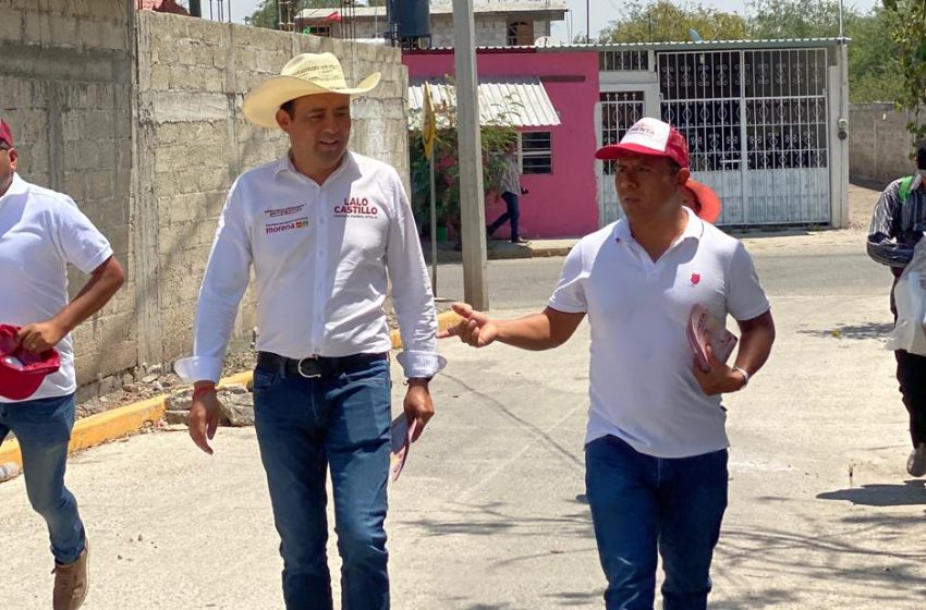 Por la conservación y difusión de la cultura y tradiciones mixtecas, se pronuncia Lalo Castillo en su paso por tierras donde sobresalen las danzas y la historia