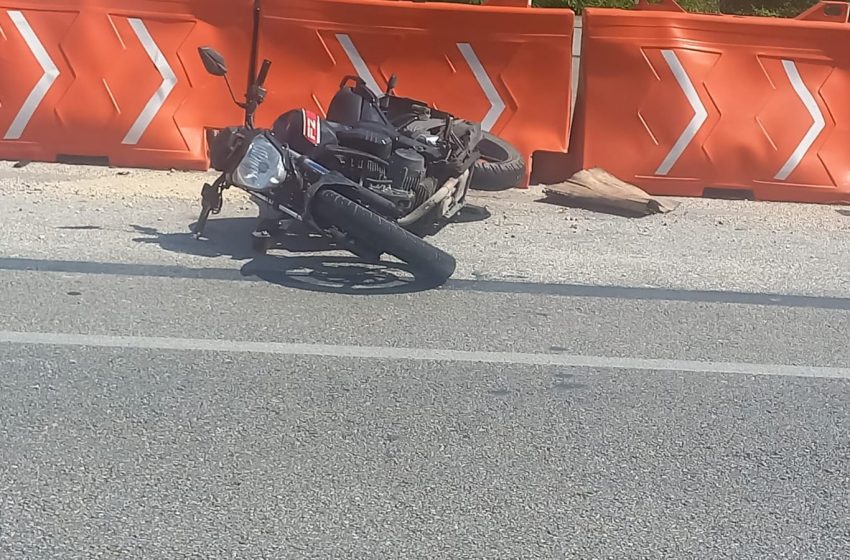 Muere motociclista tras ser arrollado  en Santa Cruz Tejalpa