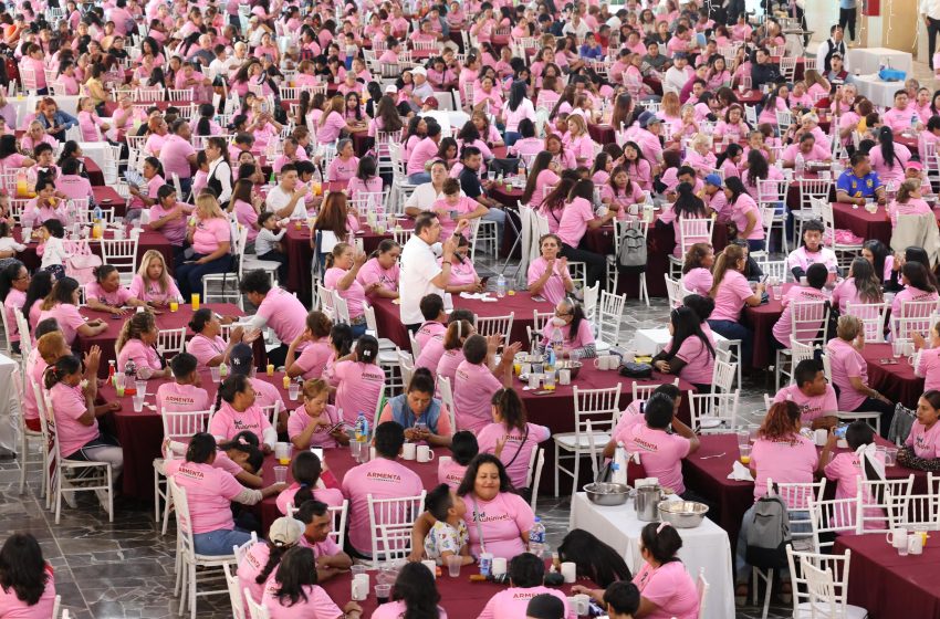 Mujeres son fundamentales para la reconstrucción del tejido social en la Transformación de Puebla: Armenta