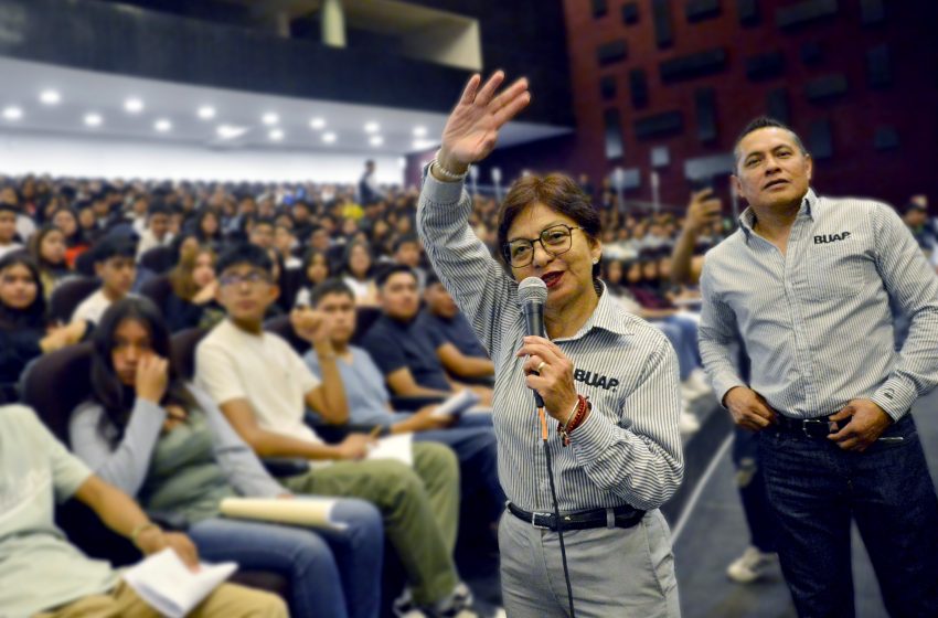Supervisa Rectora Lilia Cedillo Ramírez aplicación del Examen General de Admisión 2024 en el CCU