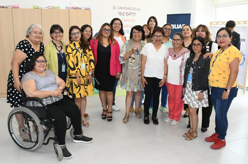 La Rectora María Lilia Cedillo inaugura el Programa de Acompañamiento Psicosocial a Estudiantes Embarazadas