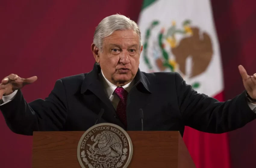 López Obrador recuerda florecimiento del huachicol en Puebla