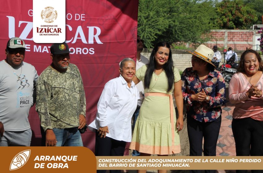 Irene Olea continúa con el adoquinamiento de calles en Izúcar de Matamoros