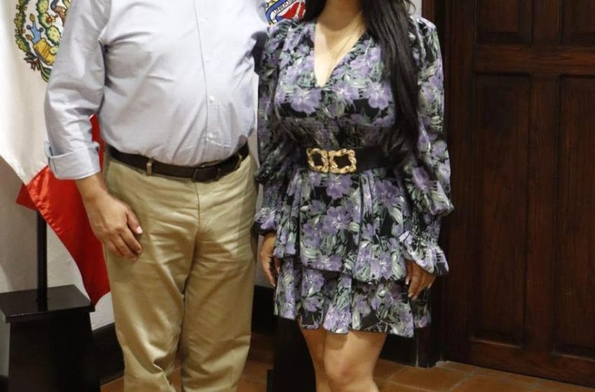 Lupita Bárcenas trabaja en proyectos de gran beneficio para el pueblo de Acatlán de Osorio