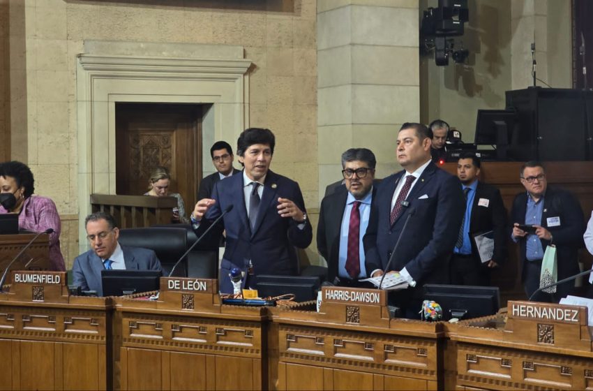 En reunión histórica reciben concejales de la Ciudad de Los Ángeles a Alejandro Armenta