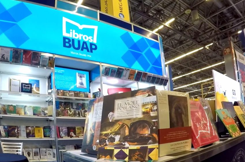 Exhibe BUAP casi 500 títulos en la Feria Internacional del Libro de Guadalajara