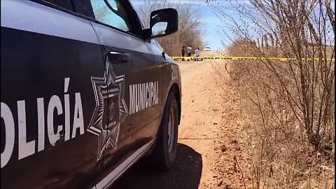 En Acatlán, joven muere sepultado por la tierra de un pozo