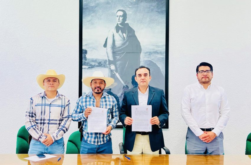 Salvador Mejía prioriza la educación para Tepexco