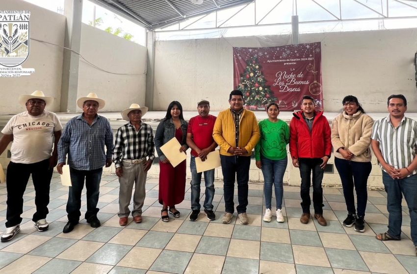 En Epatlán, se reúne Raúl Merino con autoridades auxiliares