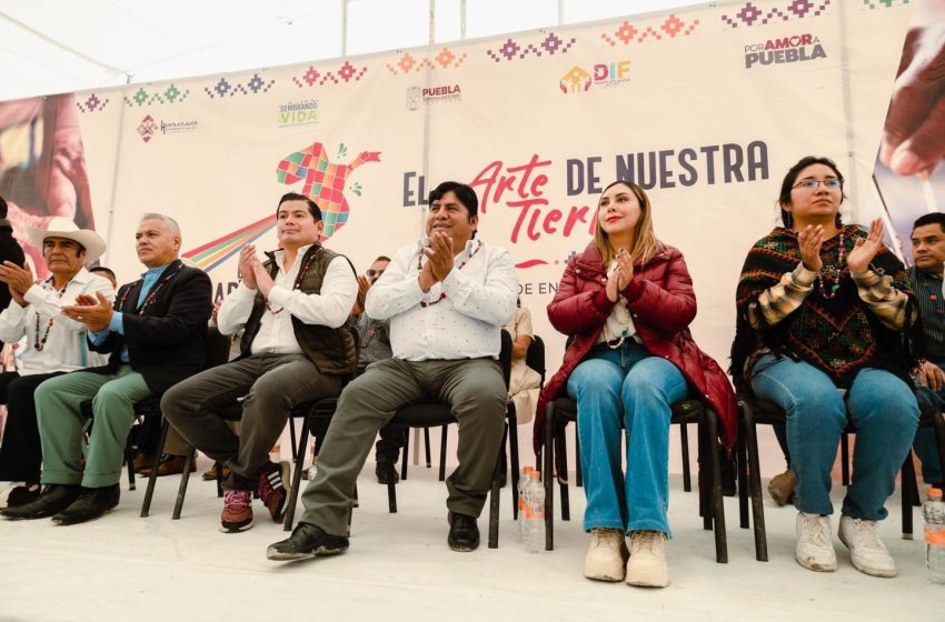 Todo un éxito la Expo Feria Artesanal en Huatlatlauca