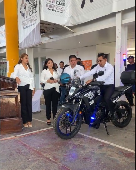 Jorge Estrada trabaja por la seguridad de Tehuitzingo