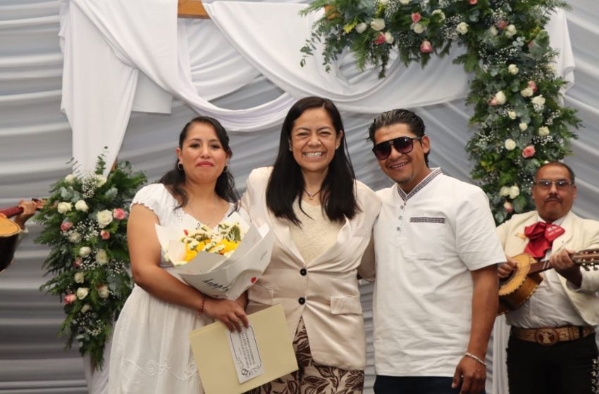 Parejas de Atlixco dan el ‘SÍ’ en las bodas comunitarias