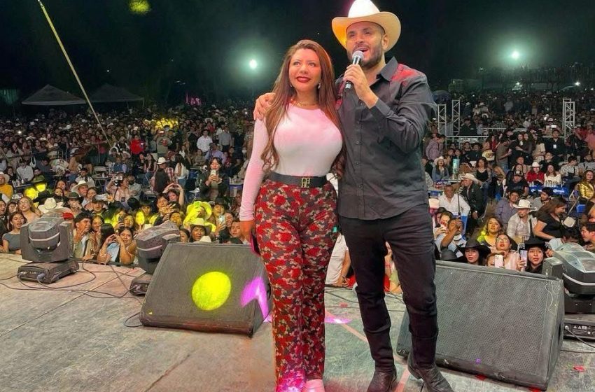 Triunfa la Feria de Semana Santa en Acatlán de Osorio