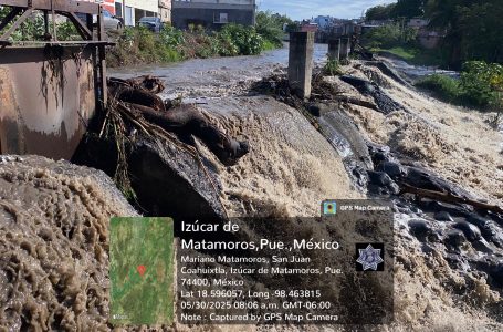 Abren compuertas por creciente del río Nexapa en Izúcar; llaman a estar alertas