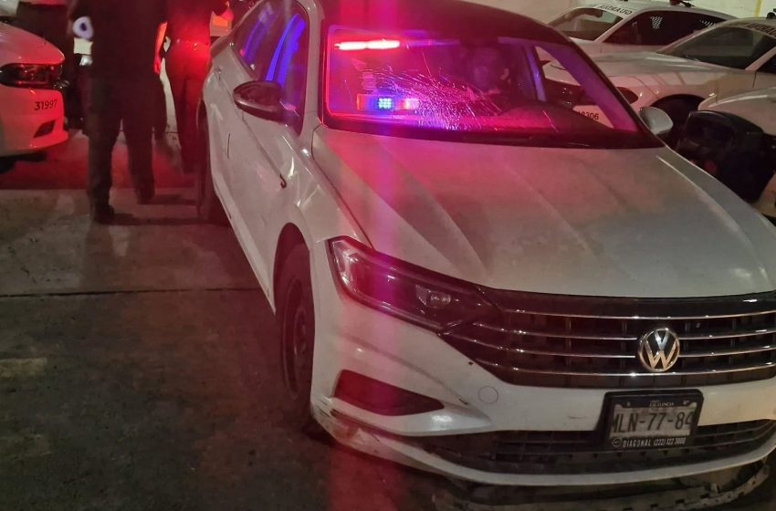 Aseguran falsa patrulla tras persecución en autopista Puebla-Orizaba; Hay un detenido