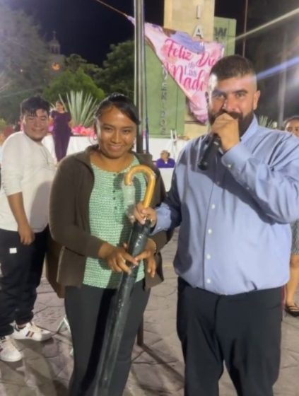 Gobierno de Piaxtla celebró a las mamás