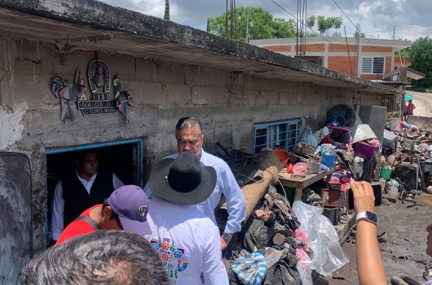 Garantiza Bienestar atención a comunidades afectadas por tromba