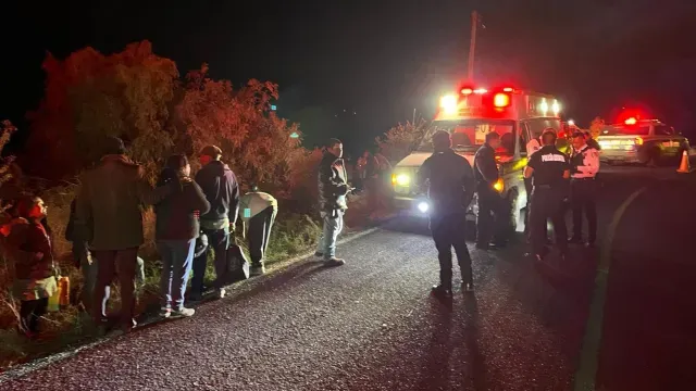 Cormeciantes resultan heridos al caer en una barranca en Puebla