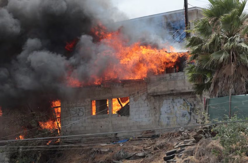 Masculino muere calcinado al interior de su vivienda