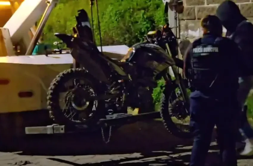 Victima de asalto atropella a ladrones a bordo de su motocicleta en Puebla