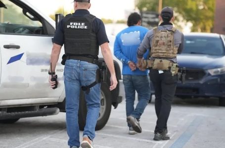 Empleadores usan empleos falsos para reportar migrantes con ICE