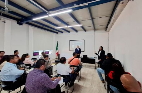 Agentes de EEUU entrenan personal de la Fiscalía de Puebla