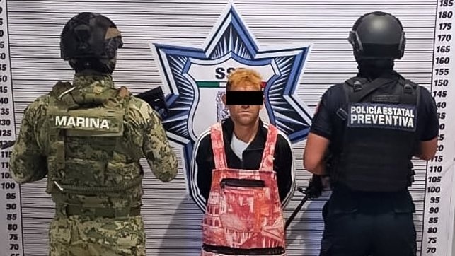 Detienen a narcomenudista en la Central de Abastos en Puebla
