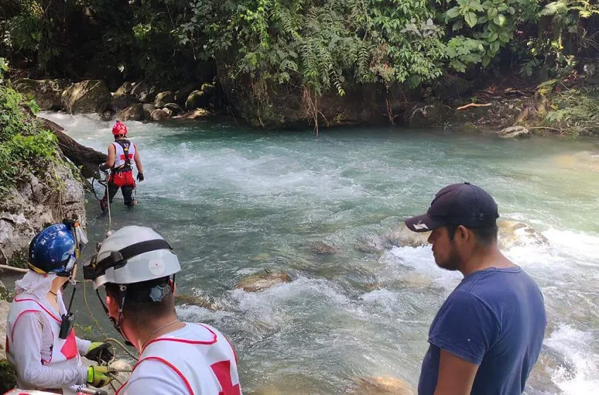 Buscan por aire y tierra a menor de edad desaparecida en Mazatzongo de Guerrero