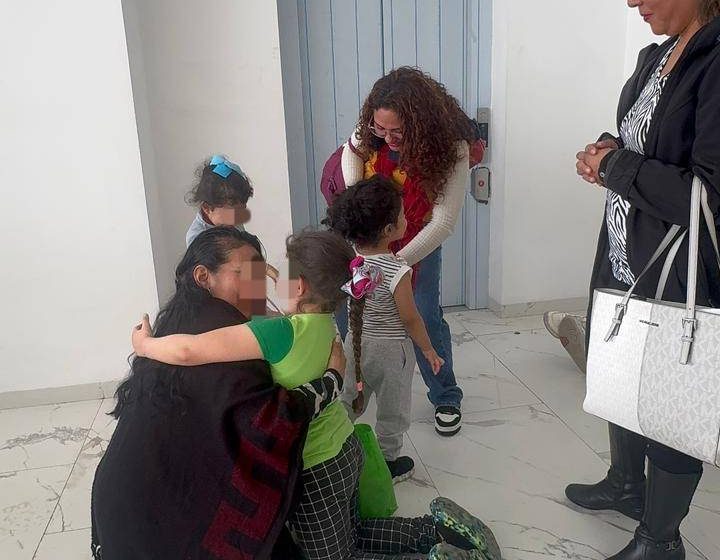 Regresan a casa niñas después de estar privadas de la libertad por familia en Puebla