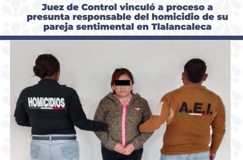 Mujer asesina a su exesposo y le deja narcomensaje en Puebla