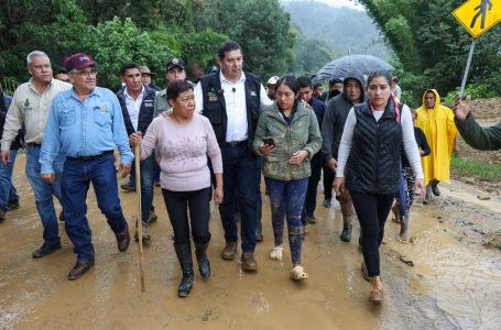 Gobernador Armenta responde de manera inmediata en zonas afectadas por lluvias y supervisa entrega de apoyos